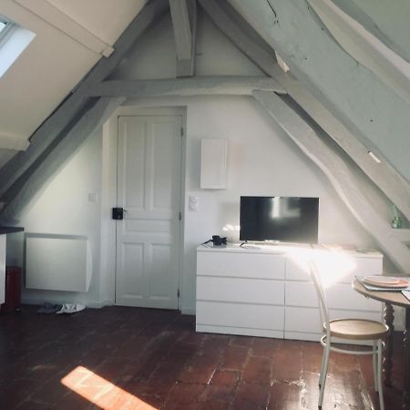 Tonnerre Grand Studio De Charme Au Coeur De La Ville ภายนอก รูปภาพ