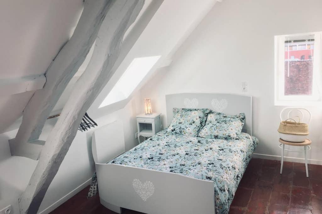 Tonnerre Grand Studio De Charme Au Coeur De La Ville ภายนอก รูปภาพ